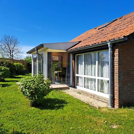 Gaensebluemchen Holiday home *